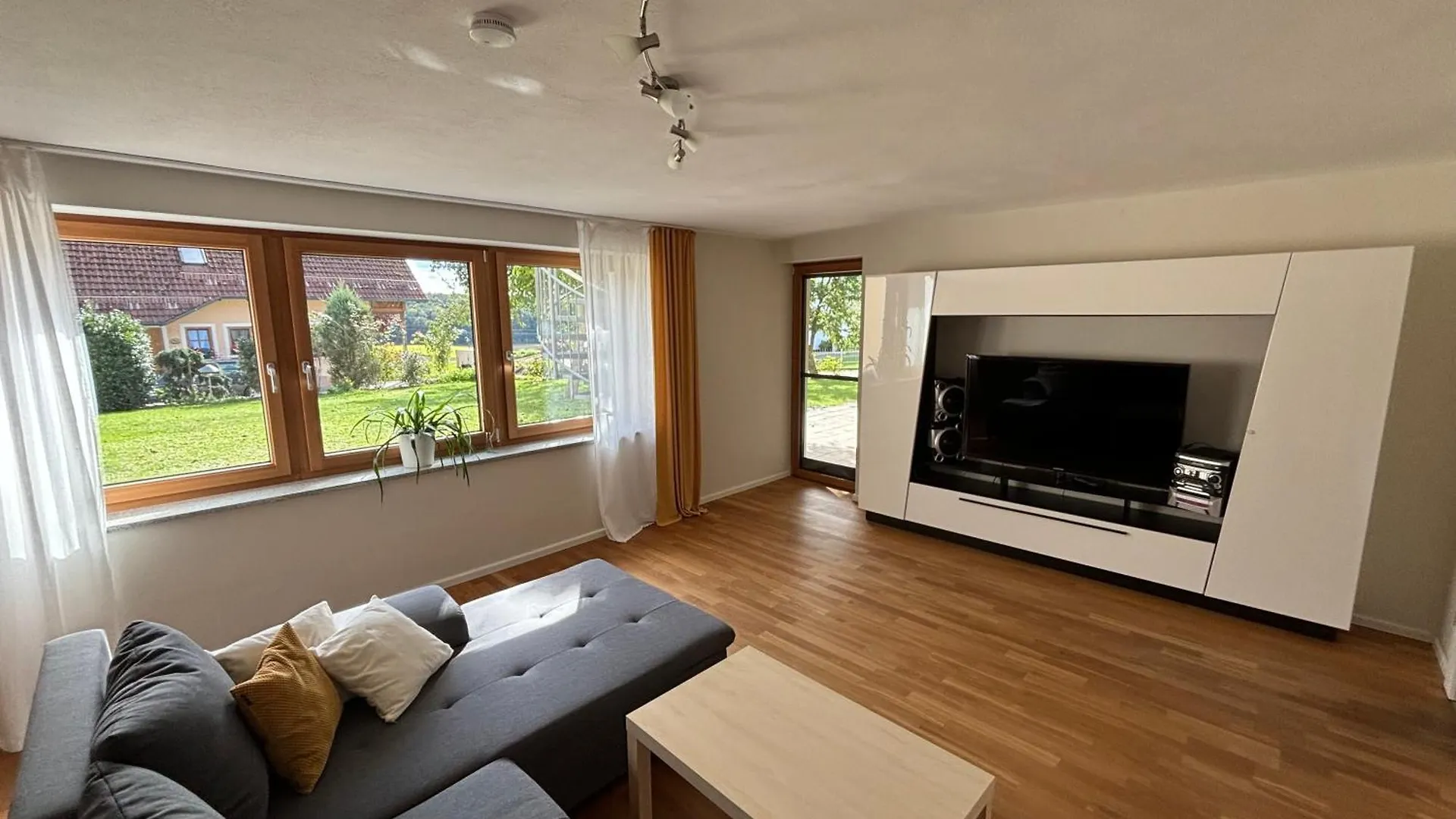 Apartment Ferienwohnung Steinbauer Wackersdorf