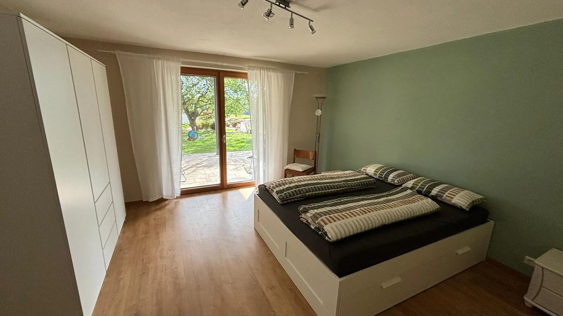 Ferienwohnung Steinbauer Wackersdorf